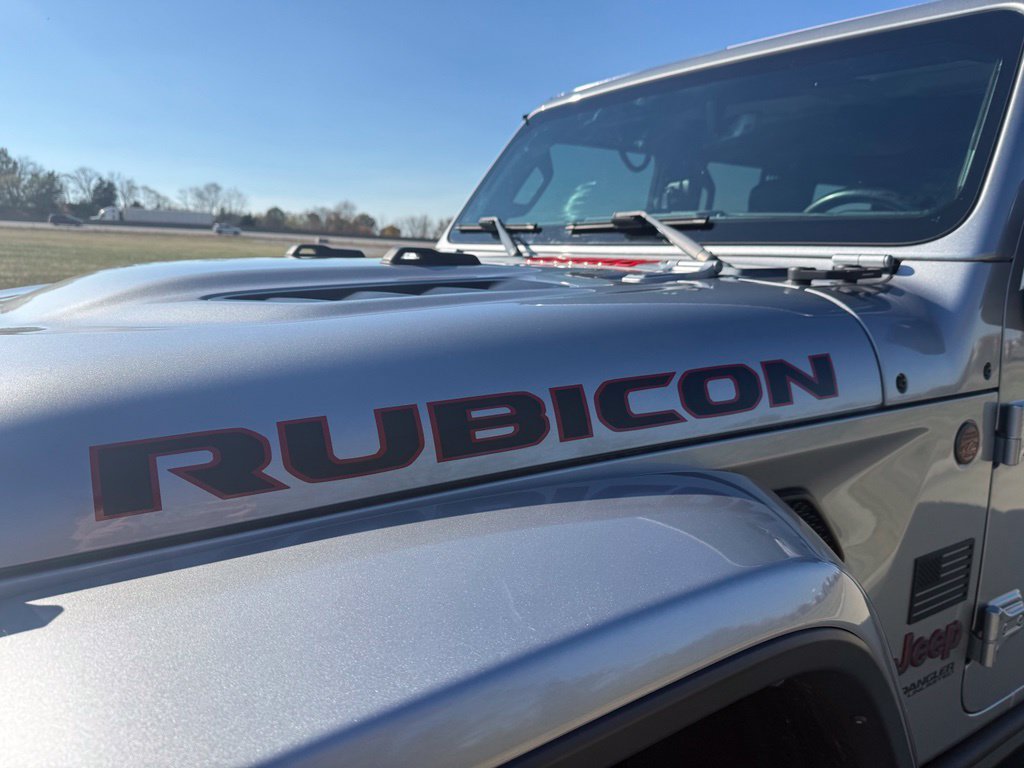 Used 2018 Jeep Wrangler Unlimited Rubicon w/ Dual Top Group AWD/4WD image 12