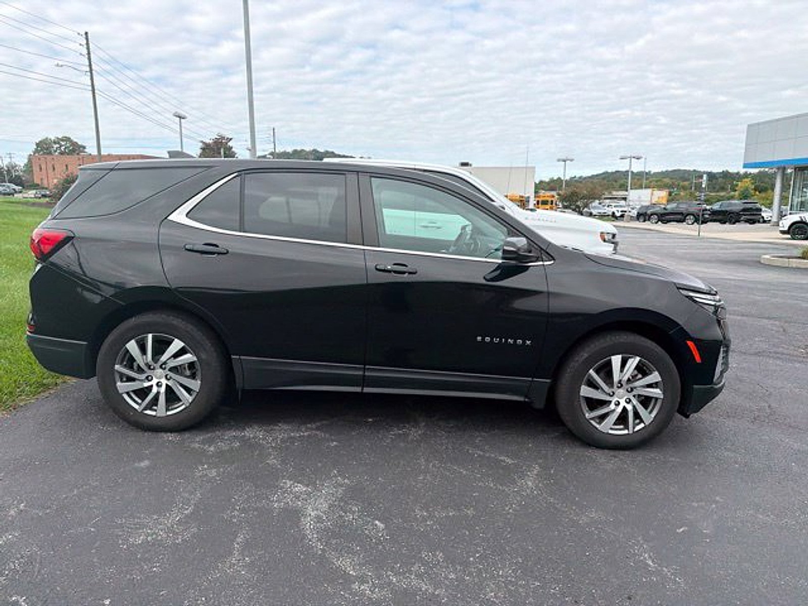 Certified 2023 Chevrolet Equinox LT AWD/4WD image 18