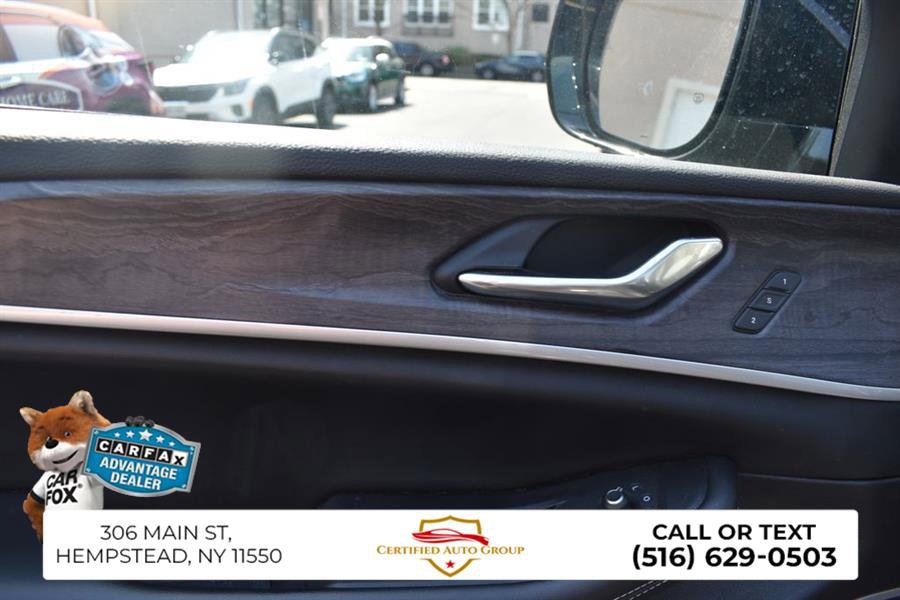 Used 2022 Jeep Grand Cherokee L Limited image 12