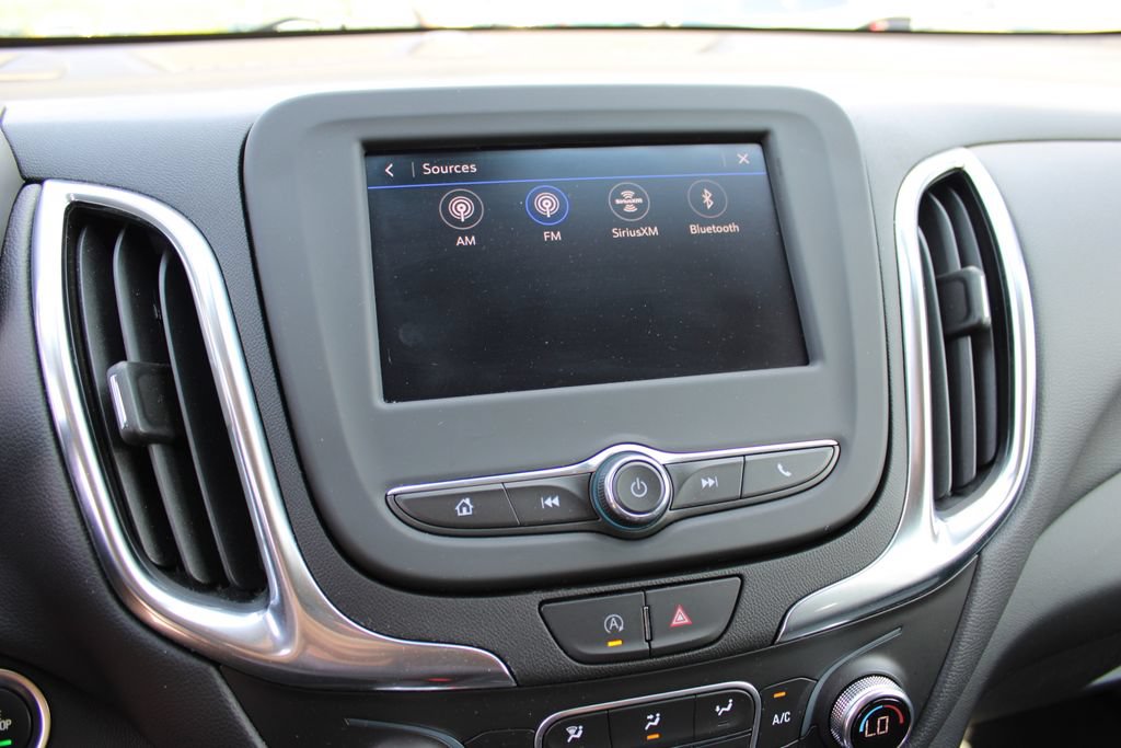 Used 2022 Chevrolet Equinox LT AWD/4WD image 18