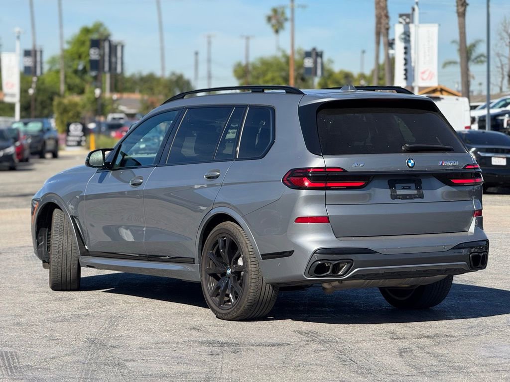 Used 2026 BMW X7 M60i image 2