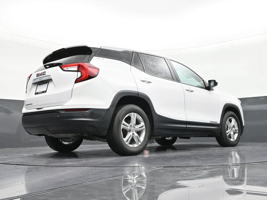 Used 2022 GMC Terrain SLE FWD image 24