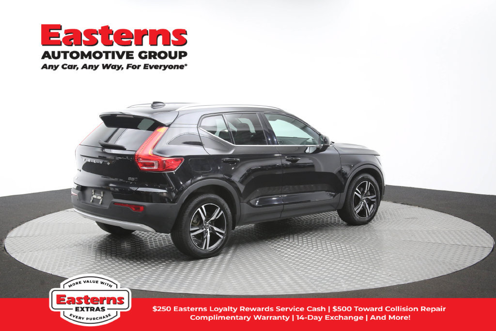 Used 2023 Volvo XC40 B5 Plus AWD/4WD image 43