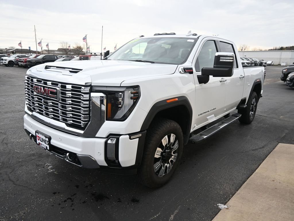 Used 2025 GMC Sierra 2500 Denali w/ Denali Reserve Package image 12