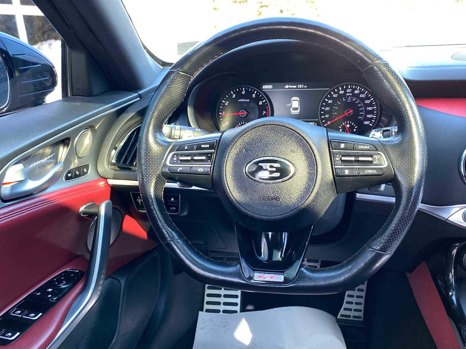 Used 2019 Kia Stinger GT2 AWD/4WD image 23