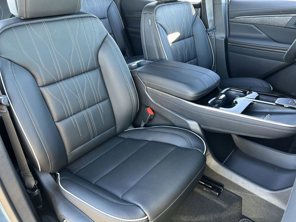 New 2026 Buick Enclave Avenir w/ Super Cruise Package AWD/4WD image 29