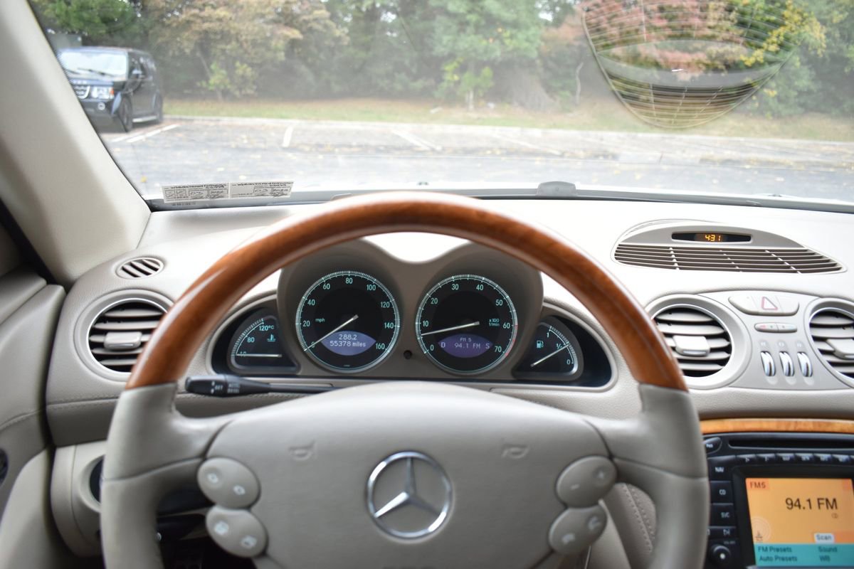 Used 2004 Mercedes-Benz SL 500 w/ Comfort Pkg image 7