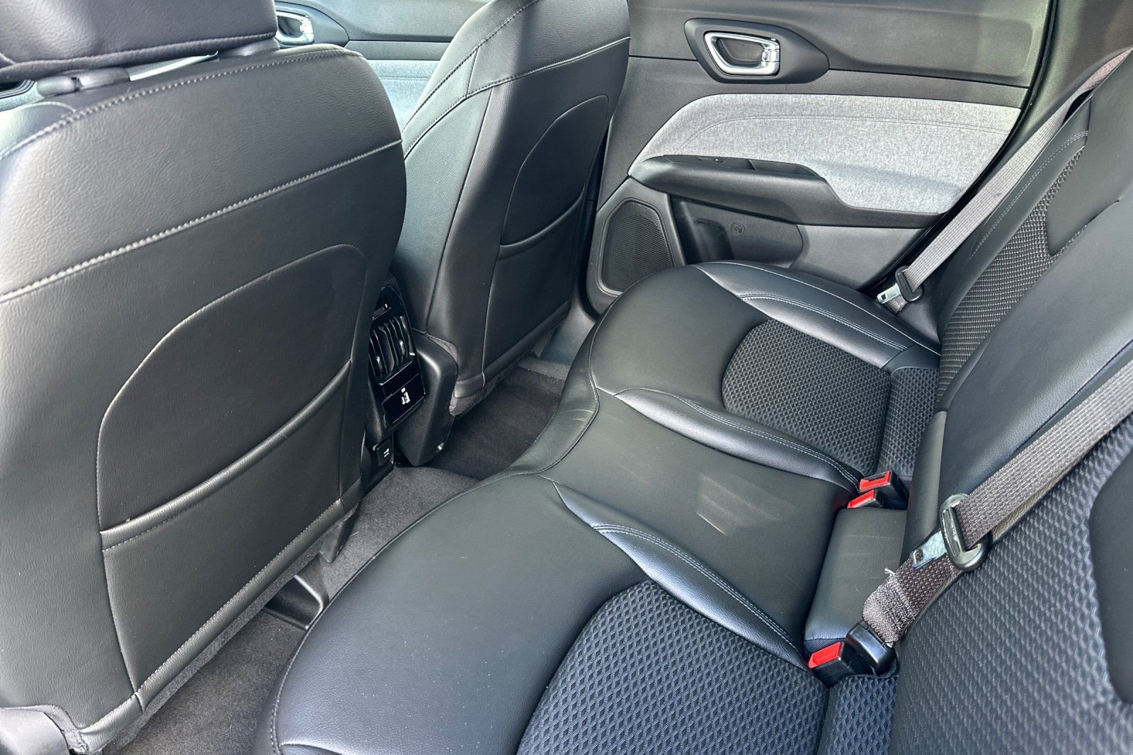 Used 2022 Jeep Compass Latitude w/ Convenience Group image 13