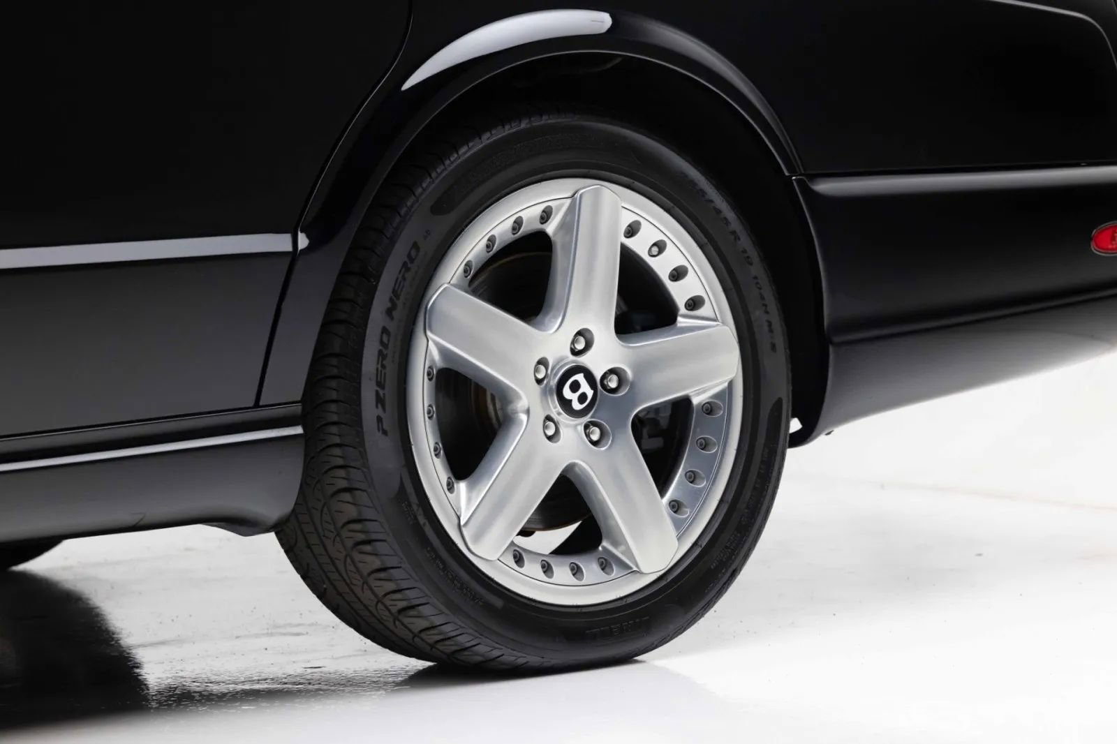 Used 2005 Bentley Arnage T RWD image 38