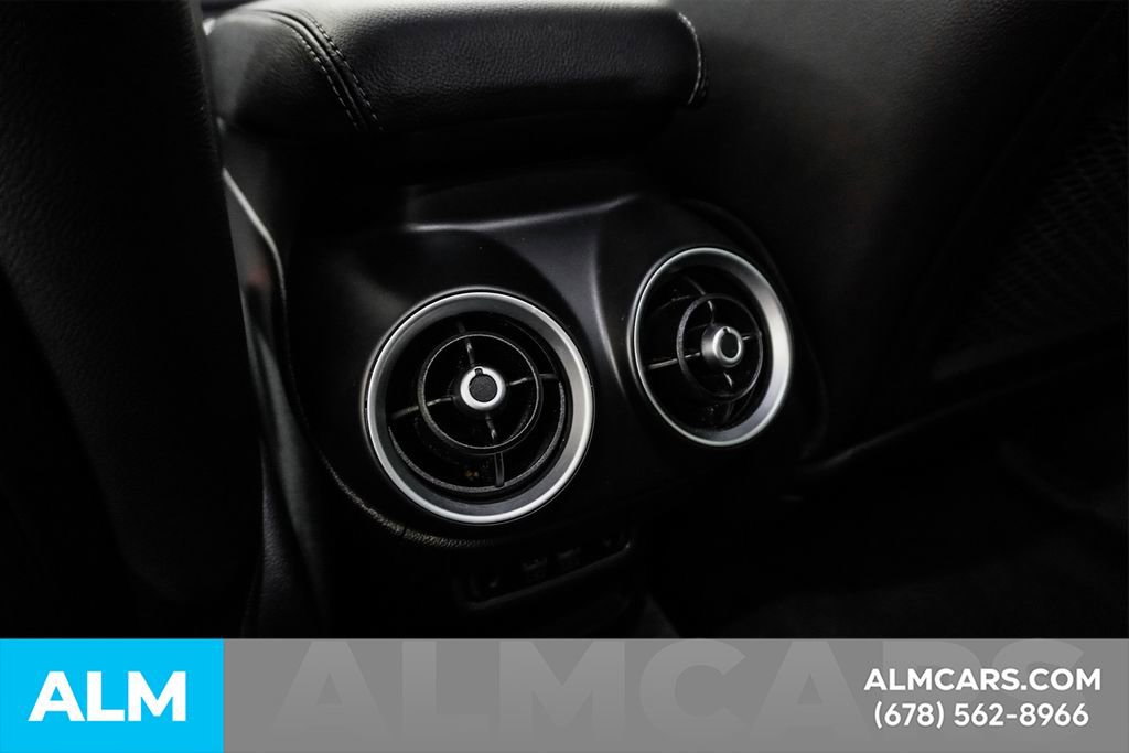 Used 2022 Alfa Romeo Stelvio Sprint image 57