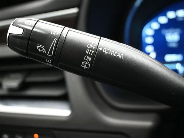 Used 2022 Chevrolet Tahoe LT w/ Luxury Package image 29