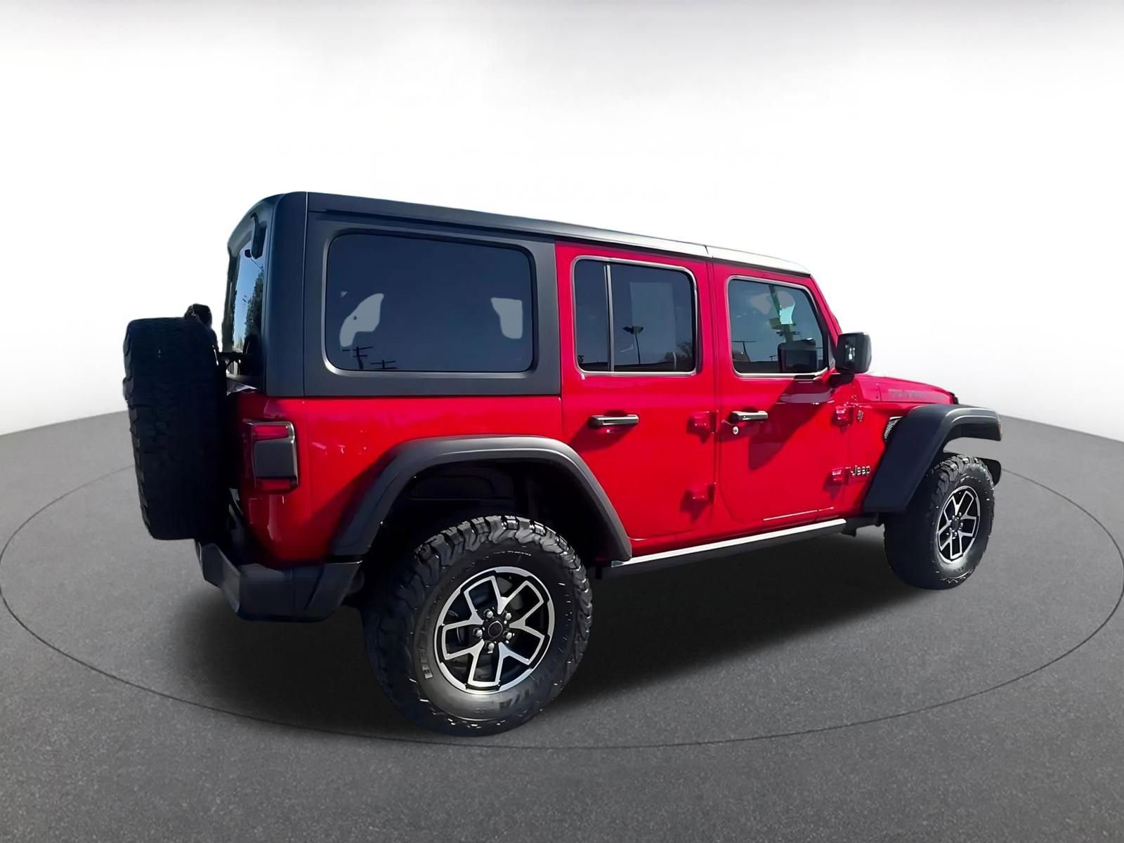 Used 2025 Jeep Wrangler Unlimited Rubicon image 15