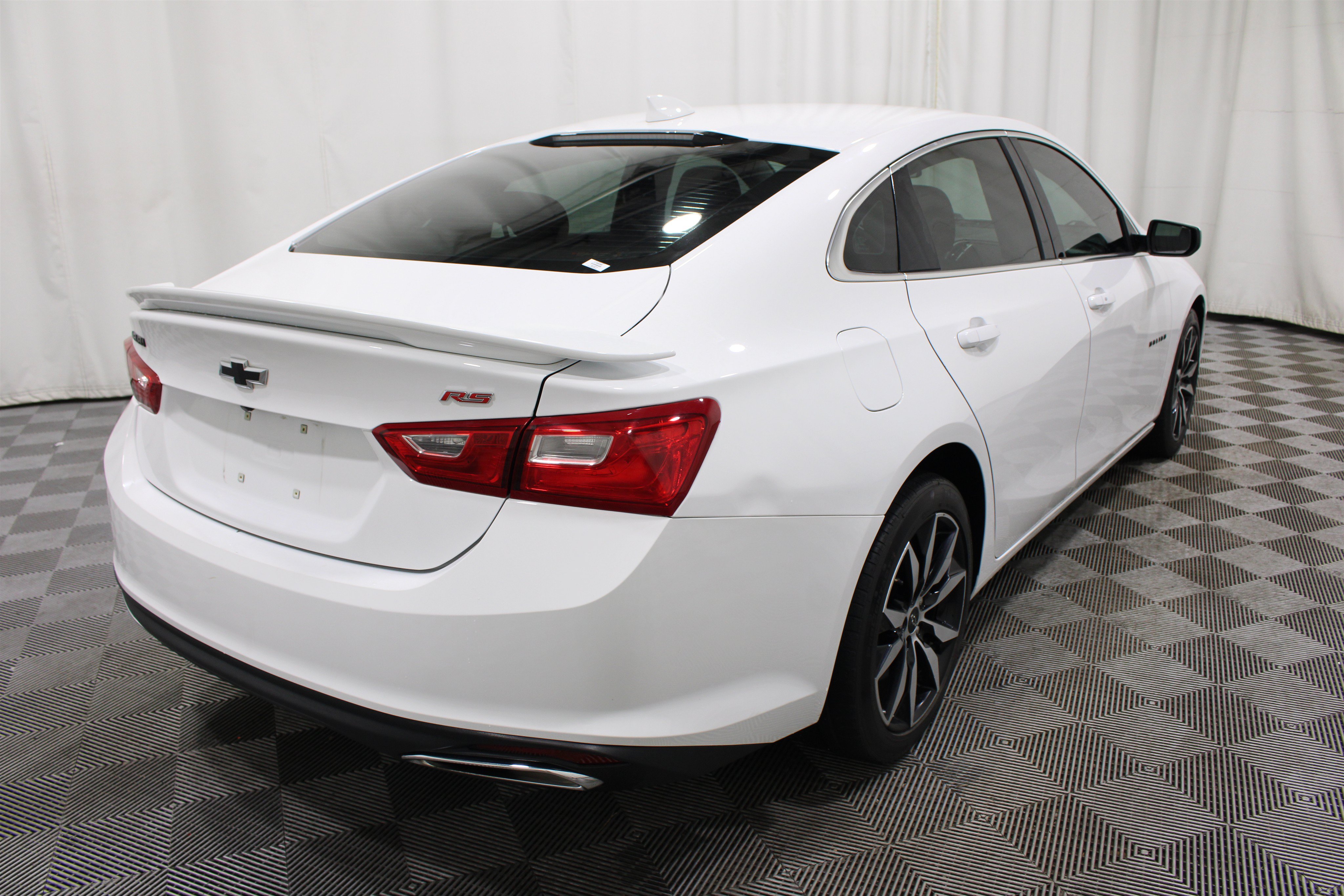 Used 2021 Chevrolet Malibu RS FWD image 30