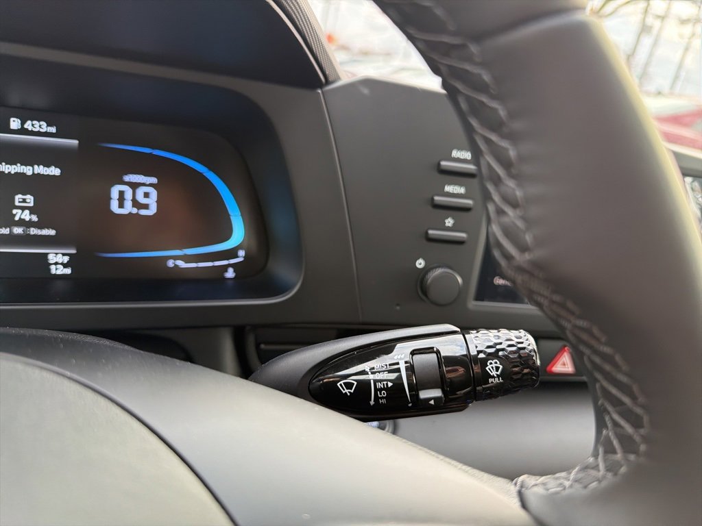 New 2025 Hyundai Elantra Sport image 31