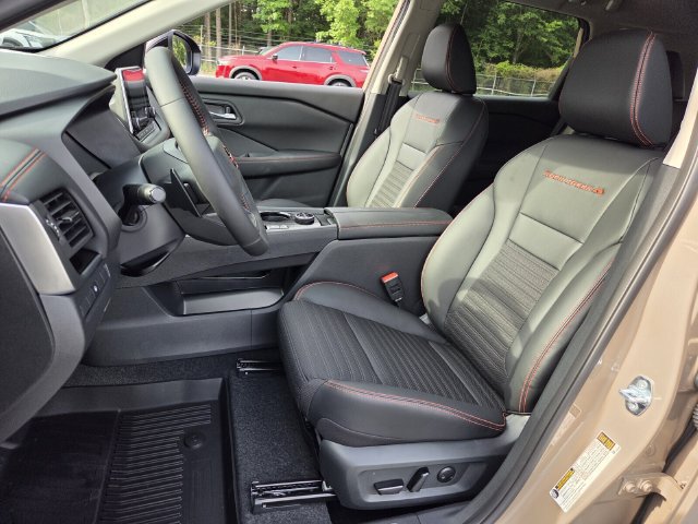 New 2026 Nissan Rogue SV w/ Rock Creek Premium Package AWD/4WD image 9