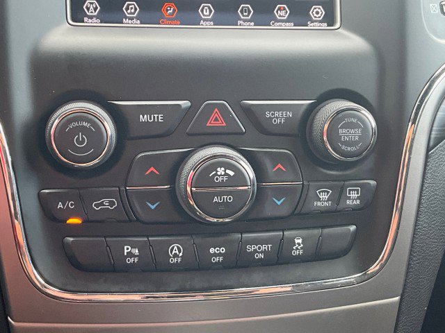 Used 2020 Jeep Grand Cherokee Laredo image 18