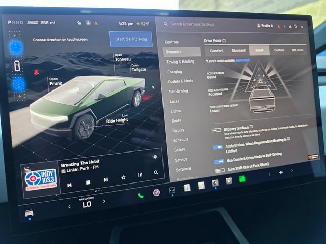 Used 2024 Tesla Cybertruck Cyberbeast AWD/4WD image 36