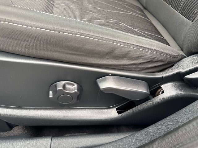 Used 2021 Ford EcoSport SE w/ SE Convenience Package FWD image 28