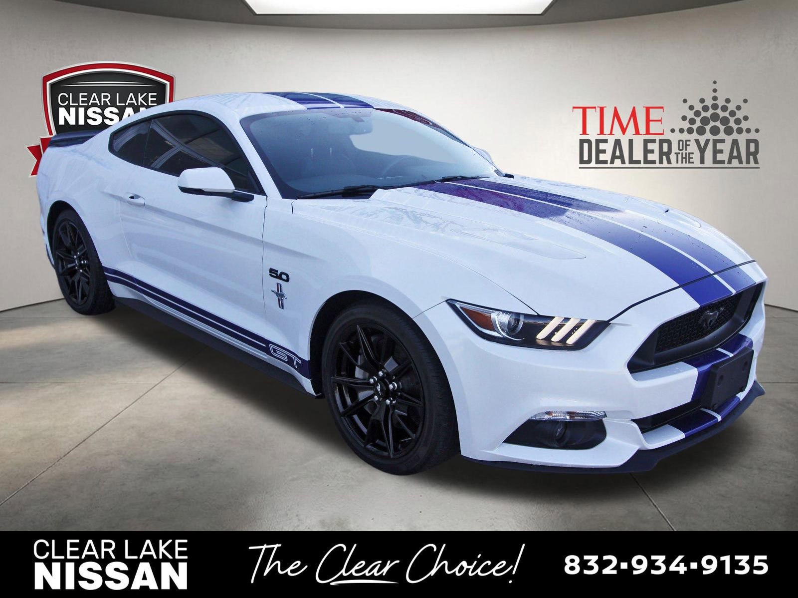 Used 2017 Ford Mustang GT Premium w/ Black Accent Package RWD image 9