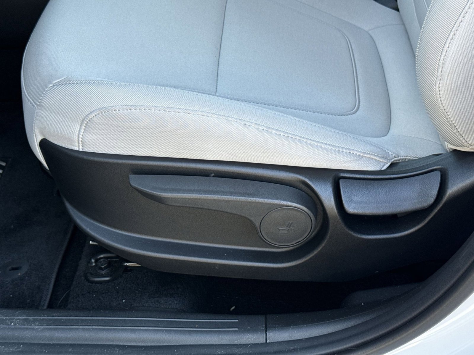 Certified 2025 Hyundai Tucson SE FWD image 14