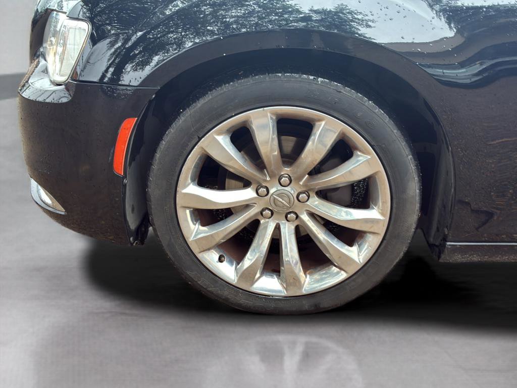 Used 2020 Chrysler 300 Limited RWD image 46