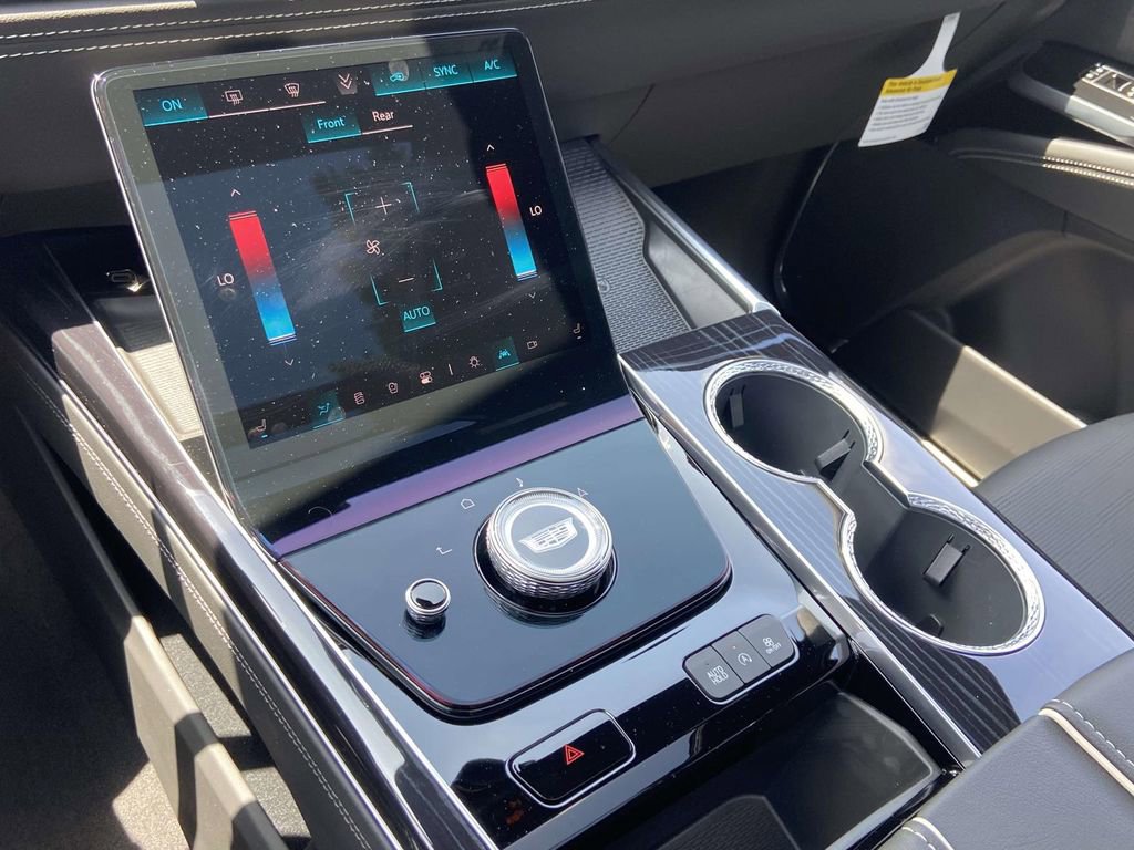 New 2026 Cadillac Escalade ESV Sport w/ Touring Package AWD/4WD image 28