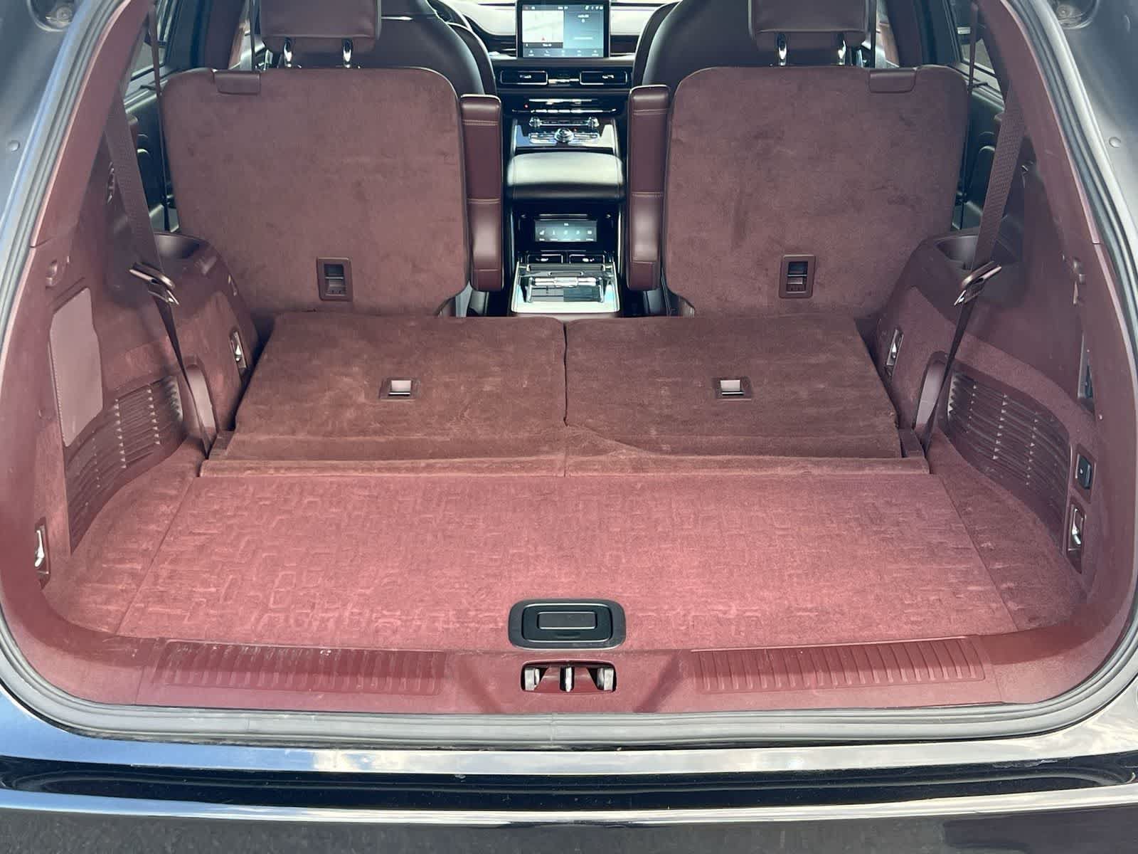 Used 2021 Lincoln Aviator Black Label w/ Dynamic Handling Package AWD/4WD image 33