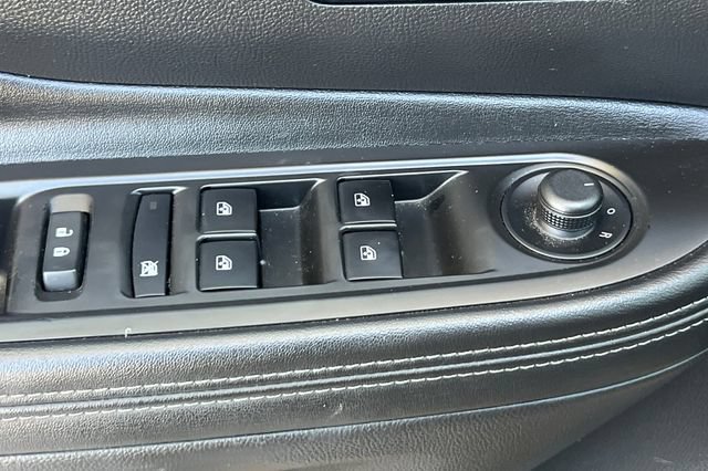 Used 2020 Buick Encore Preferred w/ Safety Package FWD image 12