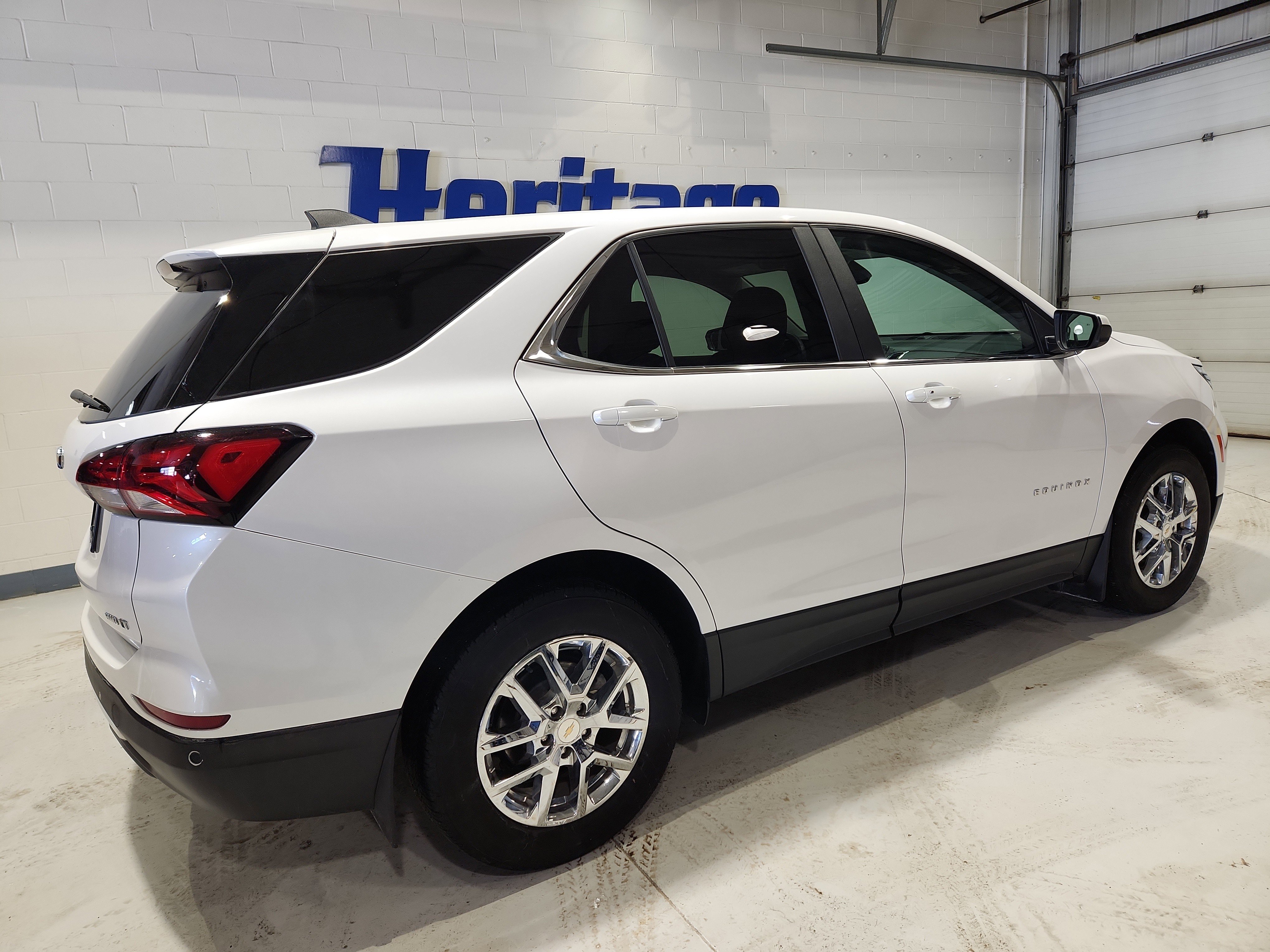 Certified 2024 Chevrolet Equinox LT image 25