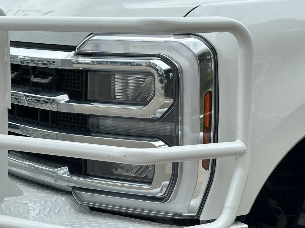 Used 2024 Ford F250 King Ranch w/ Tremor Off-Road Package AWD/4WD image 9