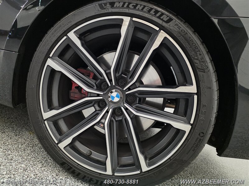 Used 2023 BMW 430i Coupe w/ M Sport Package RWD image 18