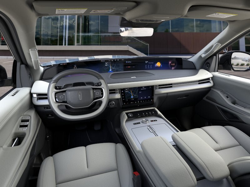 New 2026 Lincoln Navigator Reserve AWD/4WD image 9
