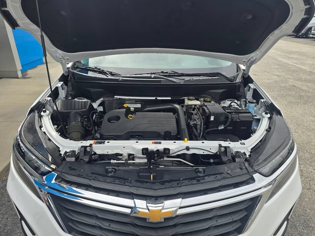 Used 2024 Chevrolet Equinox LS w/ LS Convenience Package AWD/4WD image 45