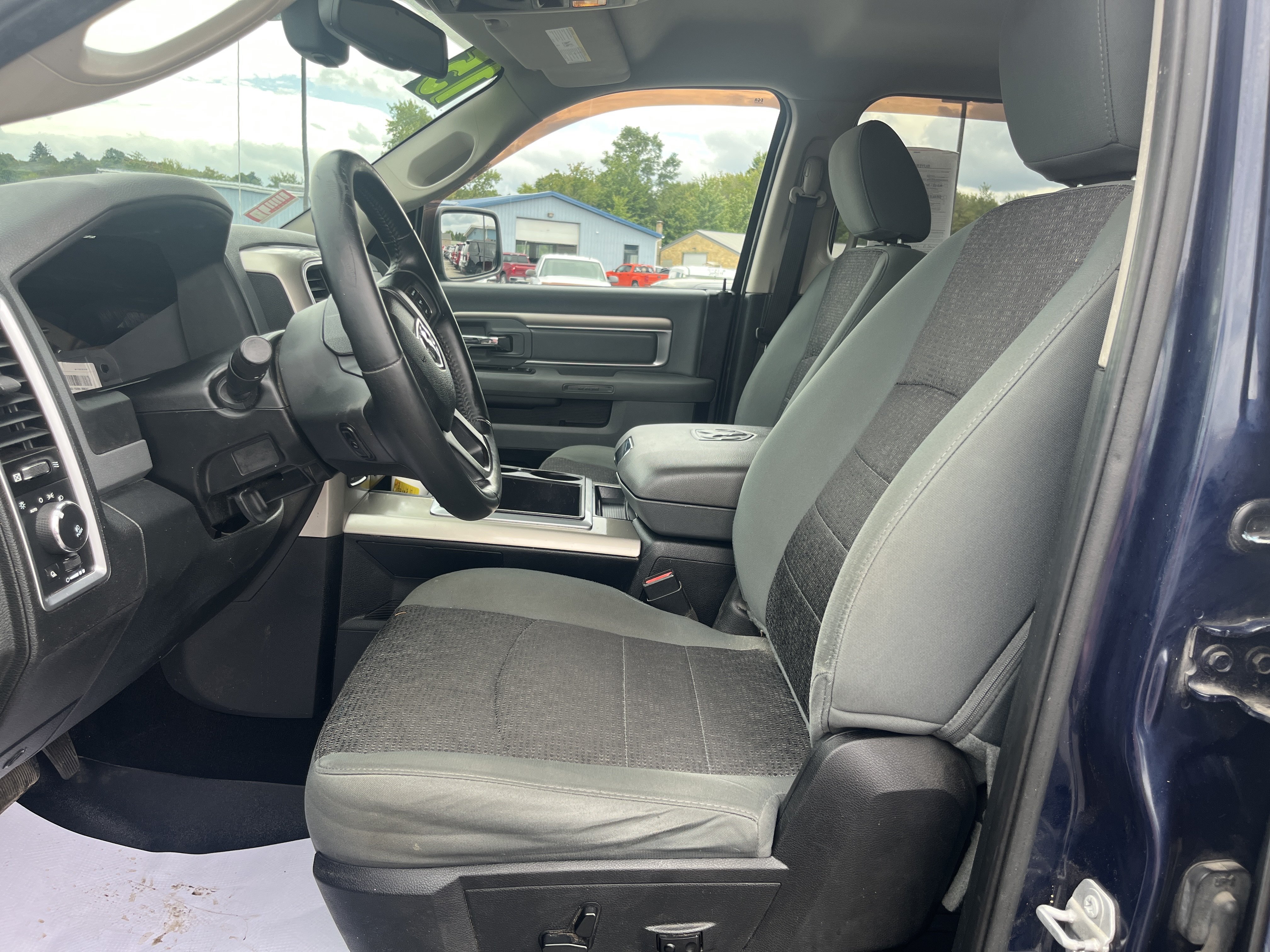 Used 2015 RAM 1500 Outdoorsman AWD/4WD image 5