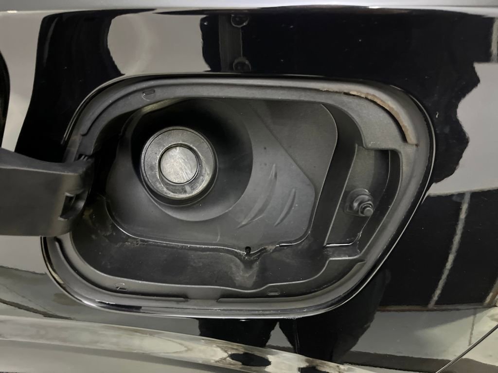 Used 2020 Buick Encore GX Select image 43