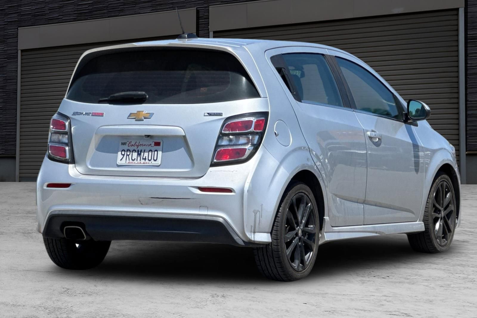 Used 2017 Chevrolet Sonic Premier FWD image 4