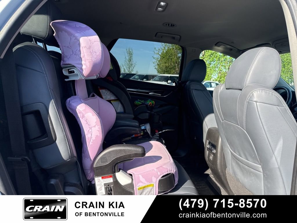 Used 2020 Buick Enclave Essence AWD/4WD image 9