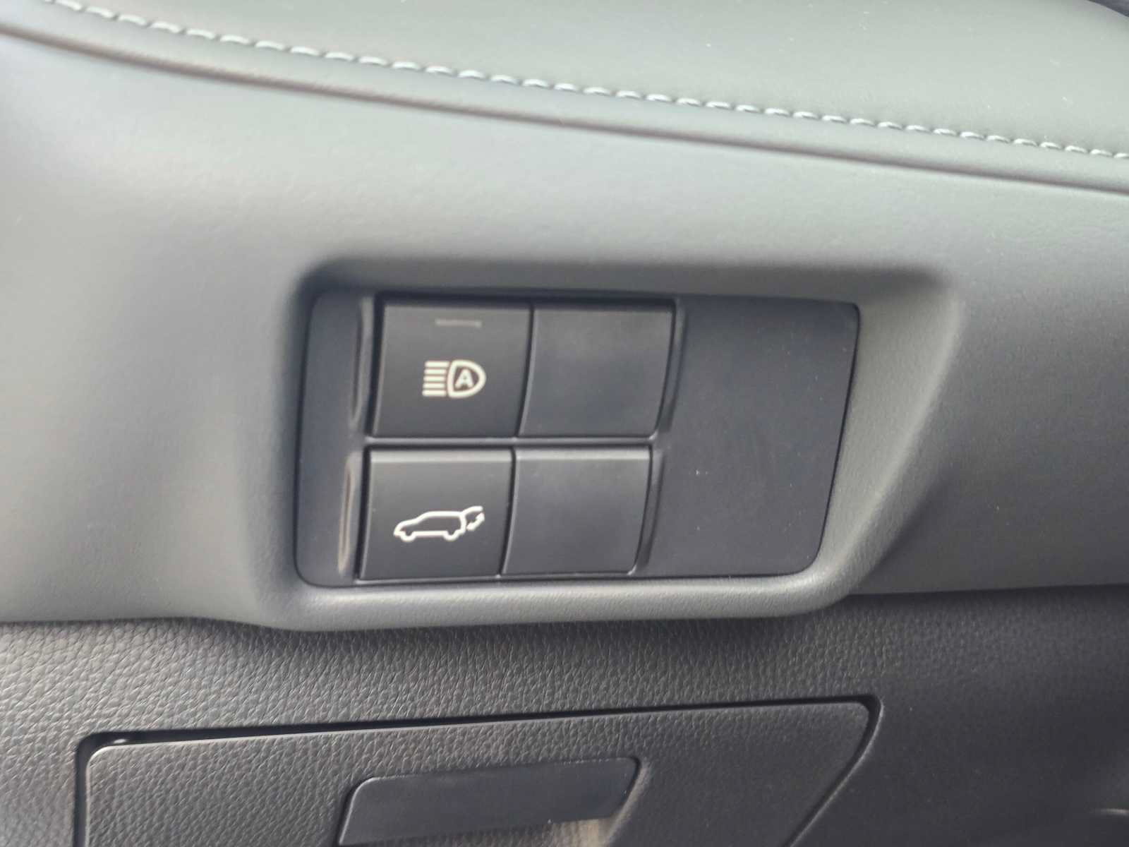 Used 2026 Toyota Highlander XLE AWD/4WD image 25