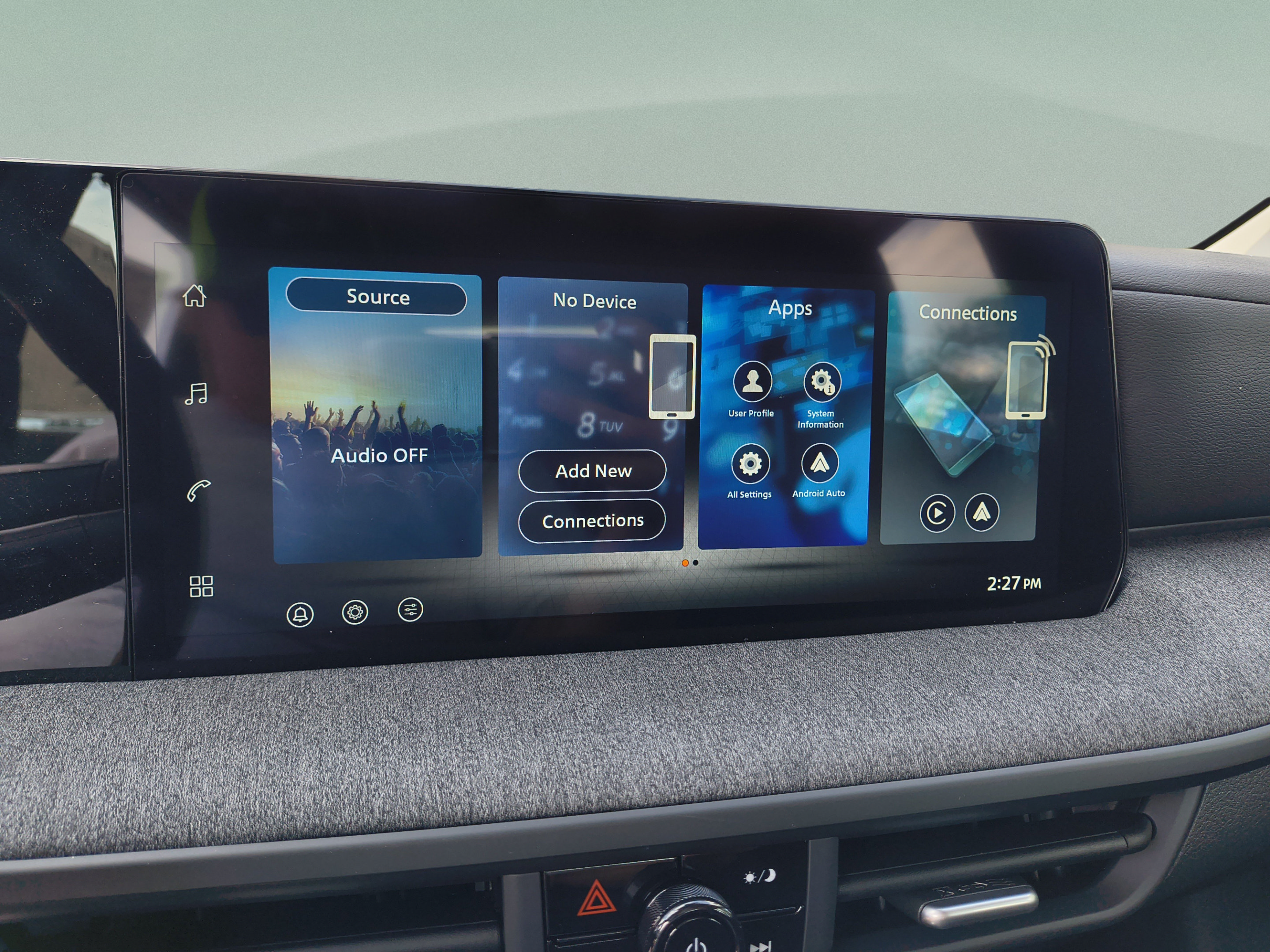 New 2027 Nissan Kicks S FWD image 25