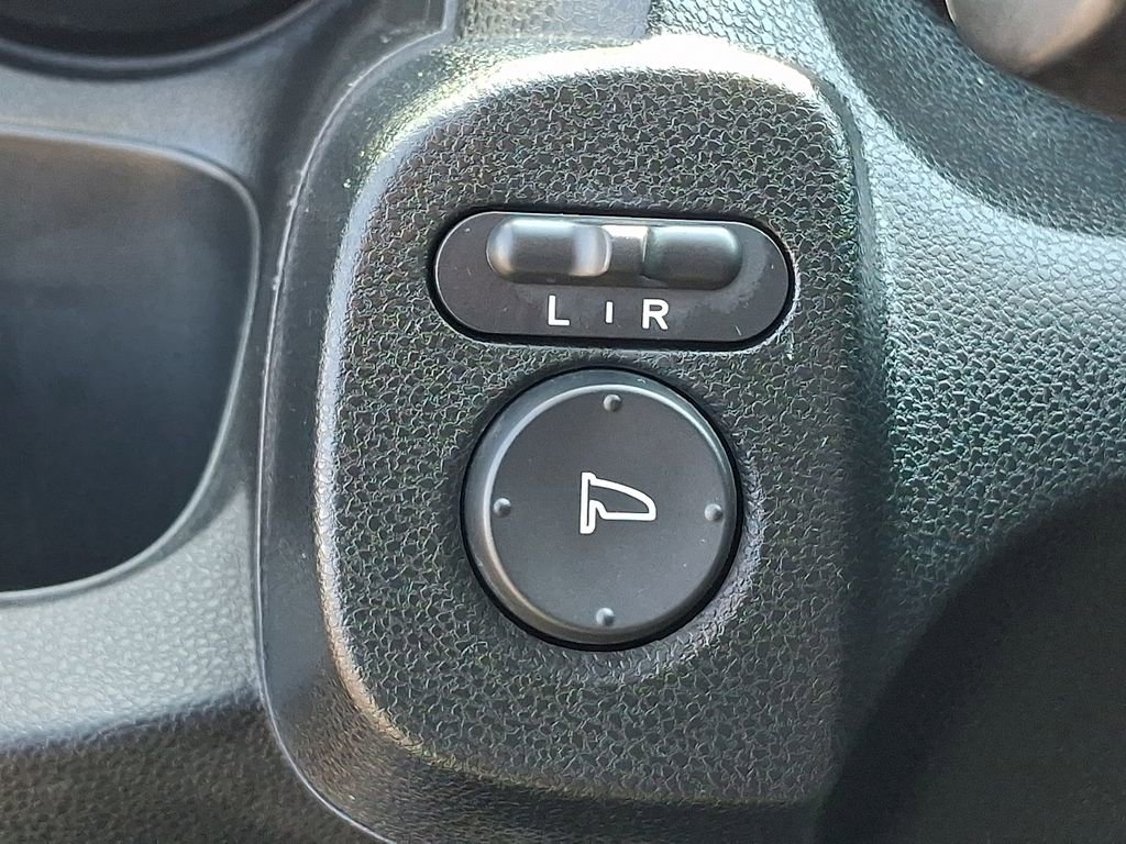 Used 2013 Honda Fit Sport image 27