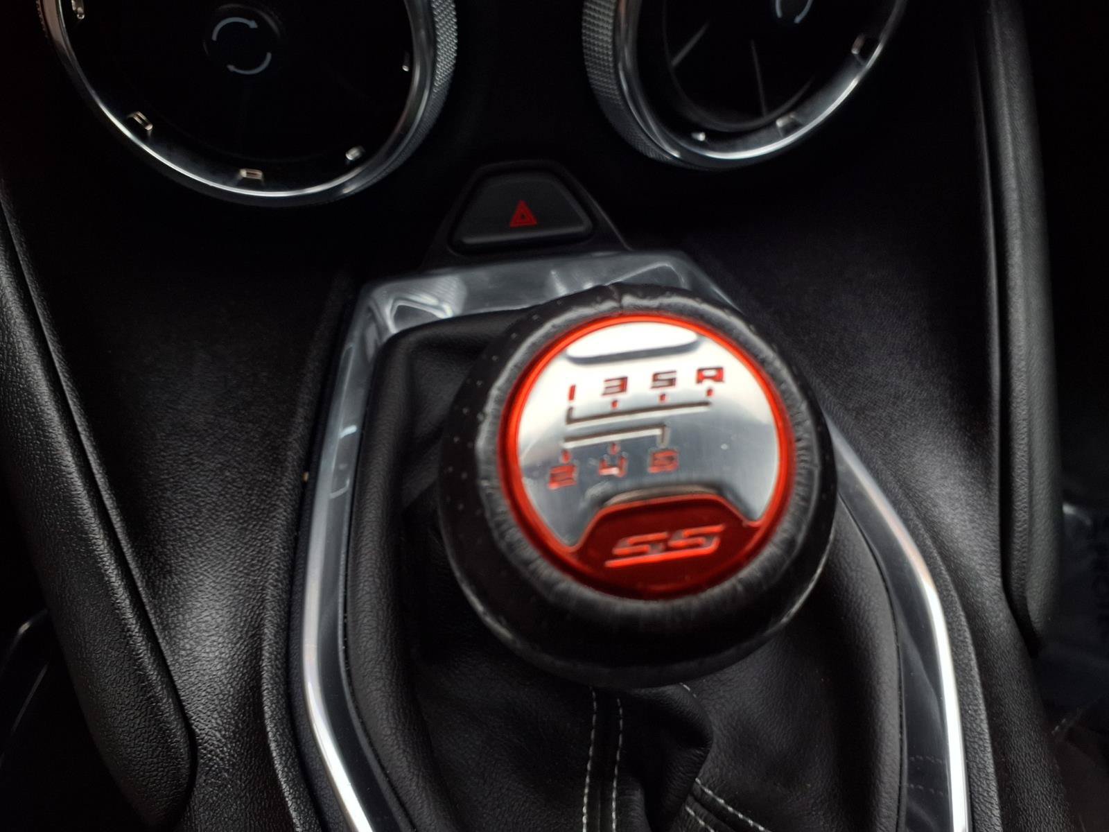 Used 2017 Chevrolet Camaro SS RWD image 7