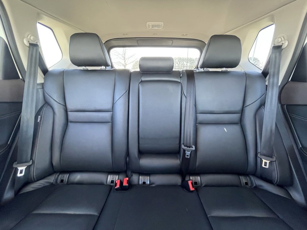 Used 2023 Nissan Rogue SL image 30