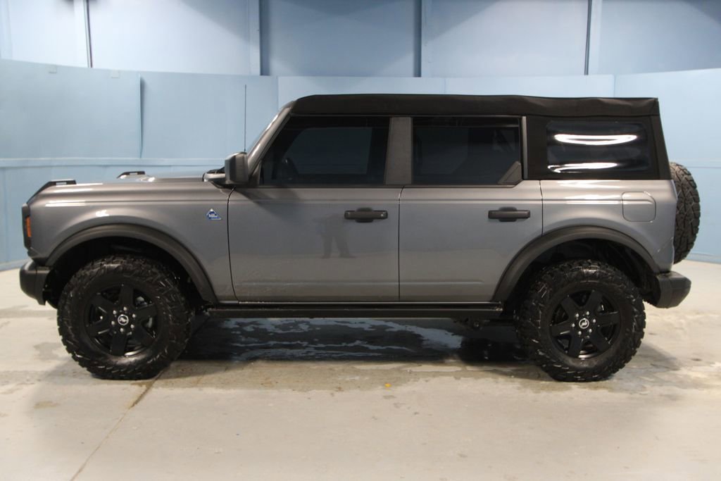 Used 2024 Ford Bronco Black Diamond image 26