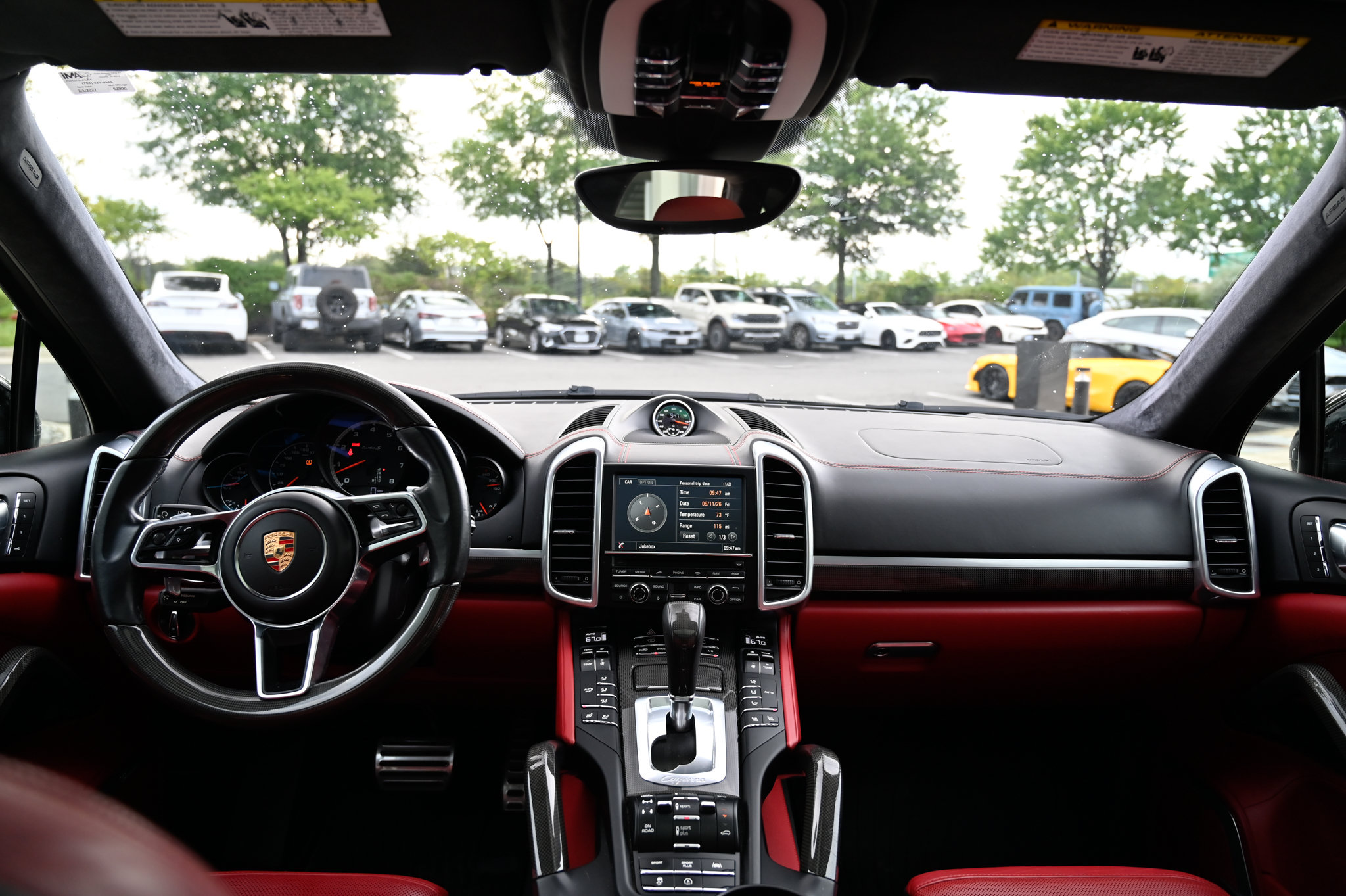 Used 2016 Porsche Cayenne Turbo S AWD/4WD image 46