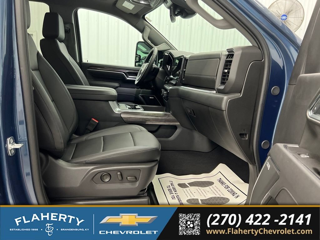 Used 2025 Chevrolet Silverado 2500 LTZ w/ Trail Boss Package AWD/4WD image 15