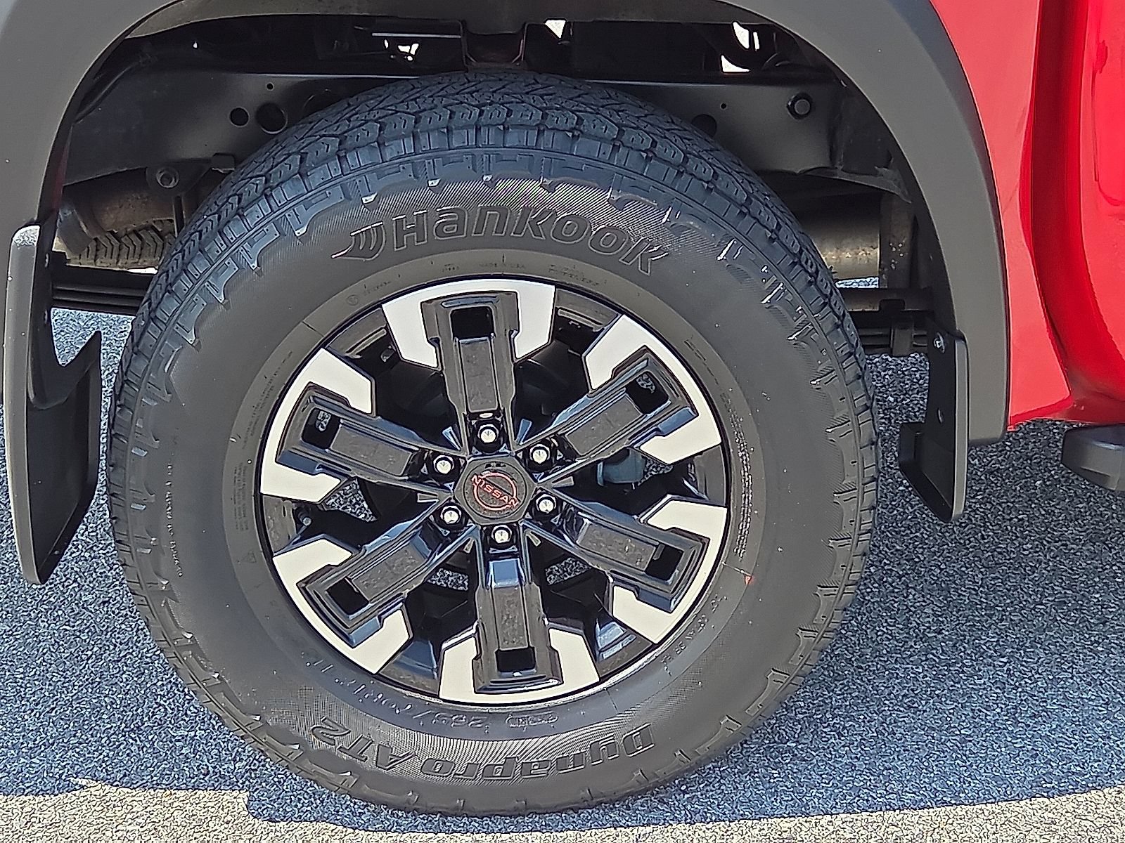 Used 2023 Nissan Frontier PRO-4X w/ Pro Convenience Package AWD/4WD image 7