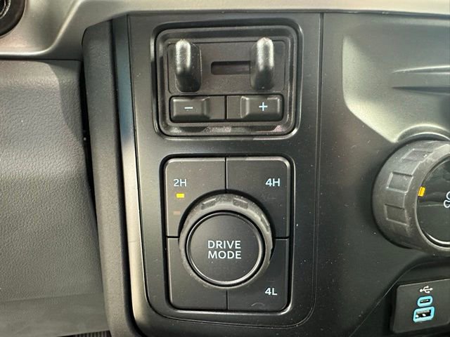 Used 2023 Ford F350 XLT w/ Snow Plow Prep Package image 15