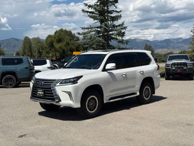 Used 2019 Lexus LX 570 4WD w/ Luxury Package image 2