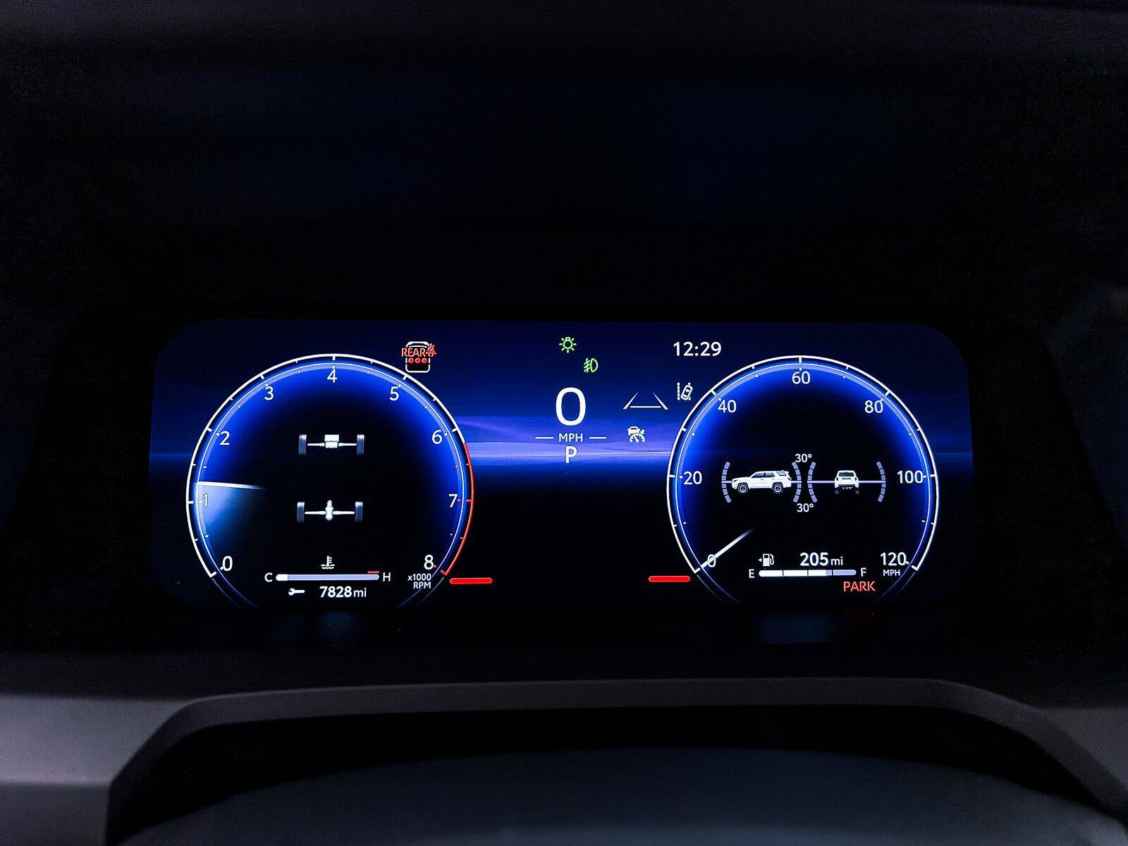 Used 2025 Toyota 4Runner Limited AWD/4WD image 34