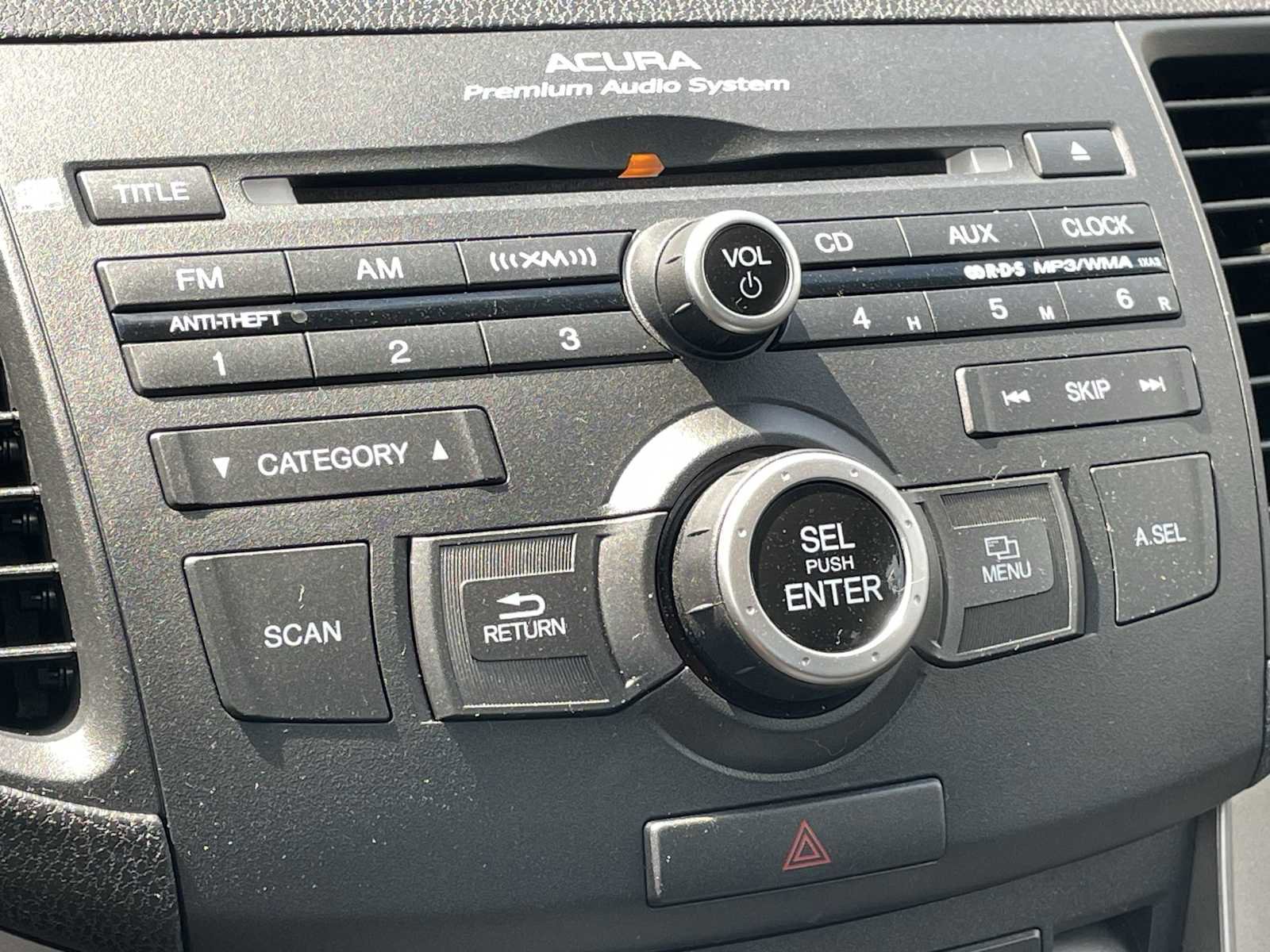 Used 2010 Acura TSX Sedan image 18